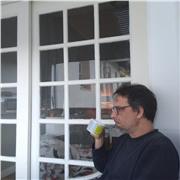 Licenciado em Ciências Biológicas pela UFRRJ – 2000. Com experiência em regência de turmas de Ensino Médio e Pré Vestibulares